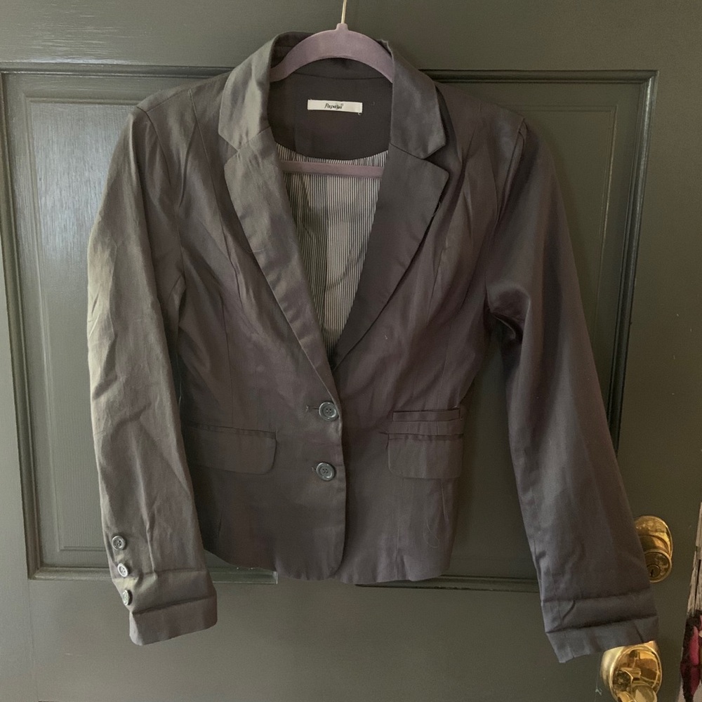 Cropped jacket